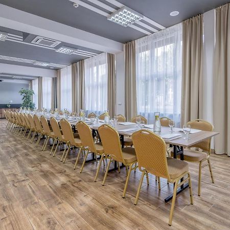 Hotel Stork Brodnica  Buitenkant foto