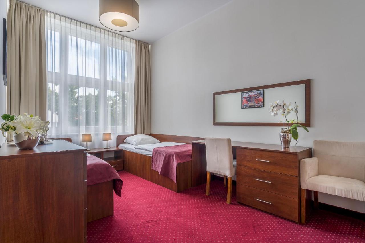 Hotel Stork Brodnica  Buitenkant foto