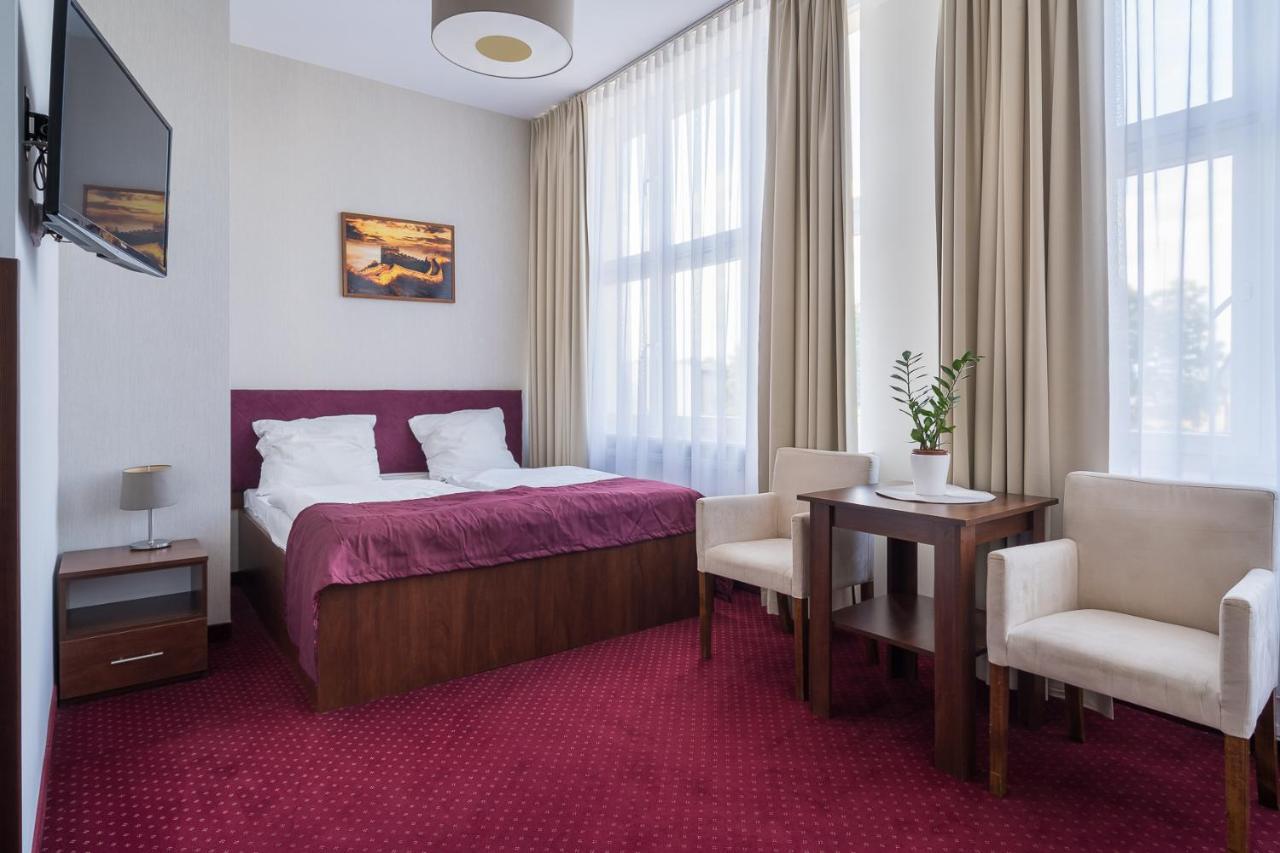 Hotel Stork Brodnica  Buitenkant foto