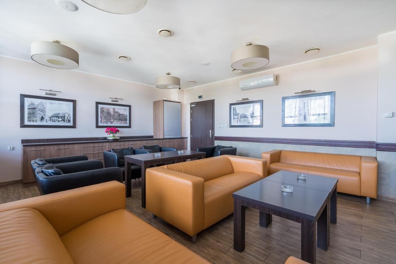 Hotel Stork Brodnica  Buitenkant foto